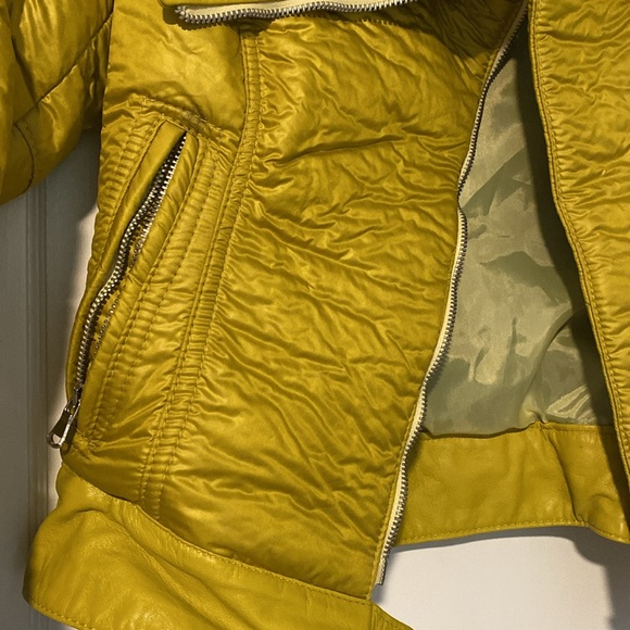 Renata Corsi size x small worn twice chartreuse green made in Italy jacket steal - Picture 6 of 7